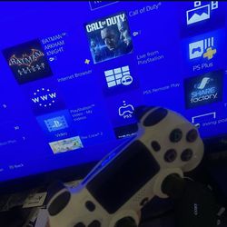 Ps4  Comes With Everything !!!