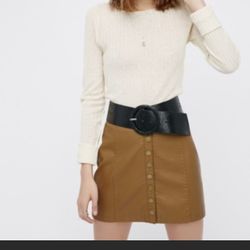 Free People Snap Front Vegan Faux Sueded Leather Mini Skirt Brown Sz. 4. Good used condition no flaws. See pictures ask questions and make an offer!