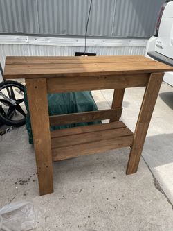 Wooden Entryway Table. ( Just Build )