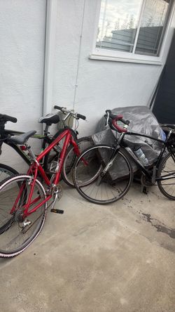 Bicycles Schwin, specialized,