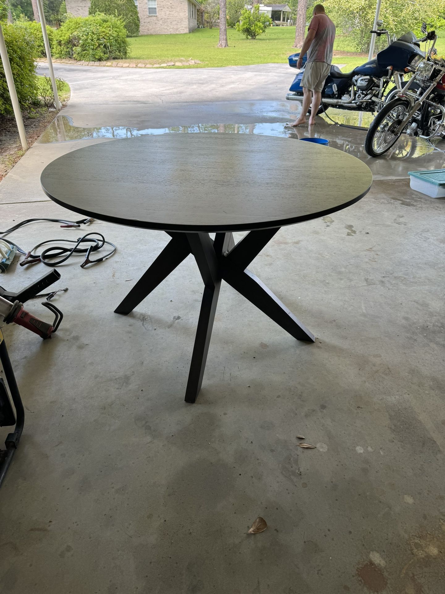 Table With 4 Cloth Chairs