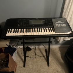 Yamaha PSR-630 MIDI Professional Keyboard Music Workstation 