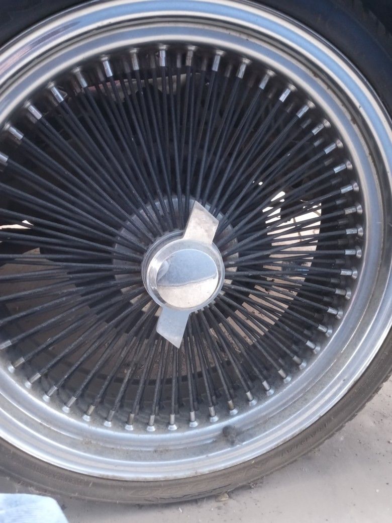 22" Dayton Style Wire Wheels