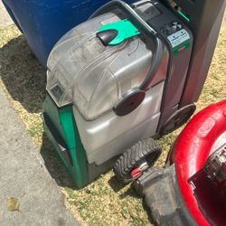Carpet machine works excellent 300