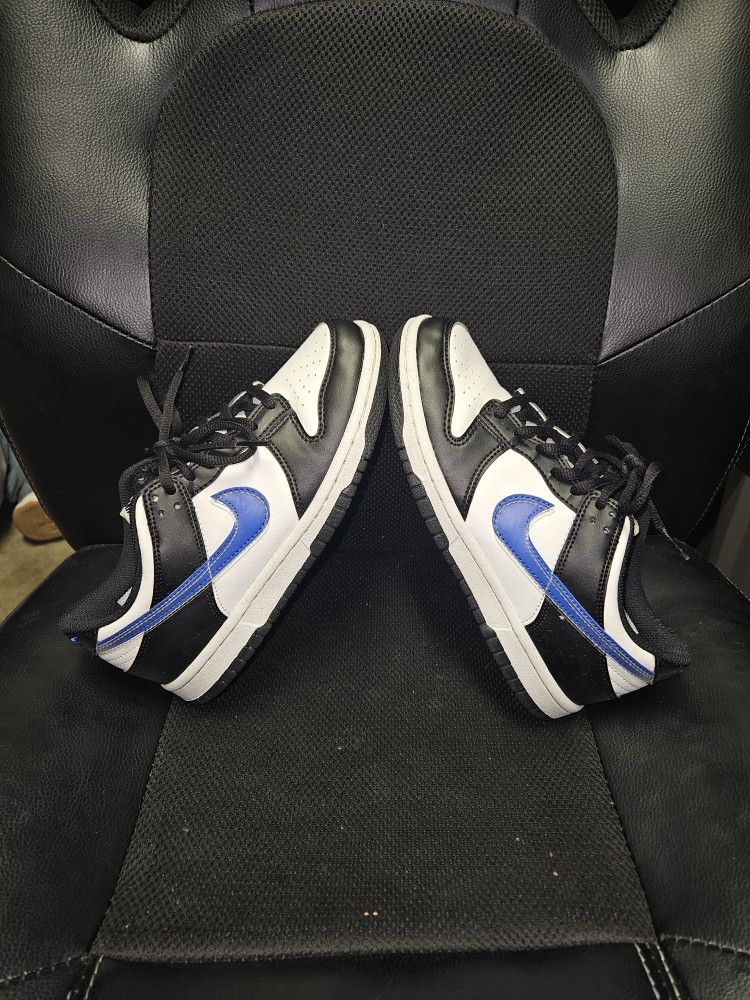 Nike Dunk Low Panda W/Clear Purple Swoosh Size 4.5youth