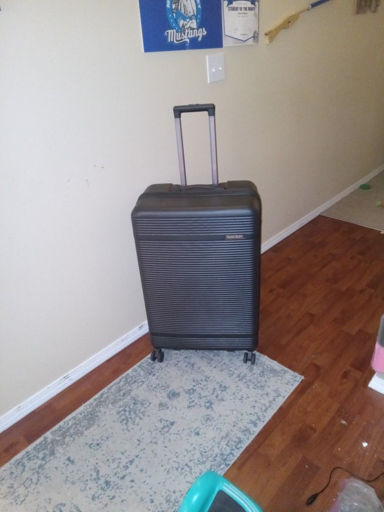 Suitcase 29 inch