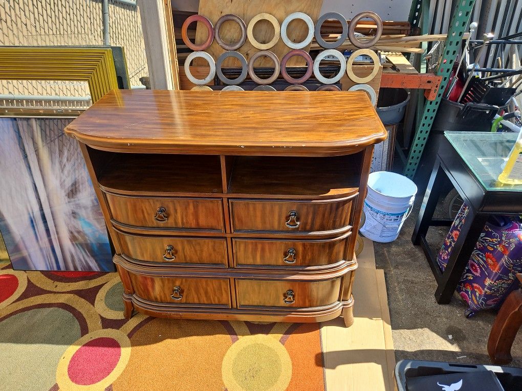 6 Drawers 2 Shelf Cabinet