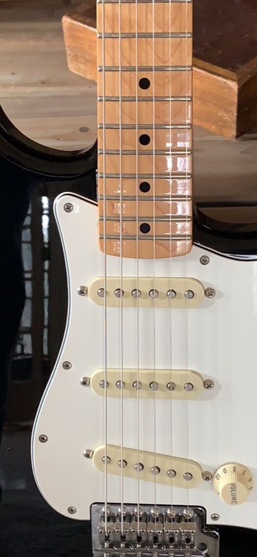 Fender Stratocaster Electric Guitar MINT