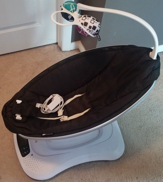 4moms Mamaroo Multi-motion Baby Swing