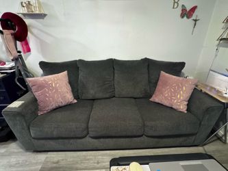 Couch (3 Seats)