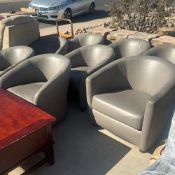 Excellent Office Chairs & Meeting Chairs 