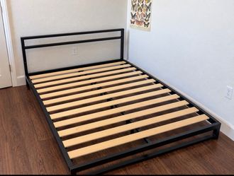 Black Metal Platform Bed Frame with Wood Slats