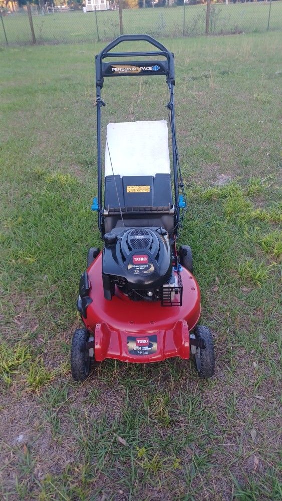 LAWN. MOWER. TORO. SELF. PROP 