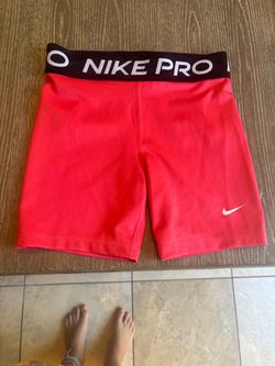 Nike pro shorts 5 inch Kids Large