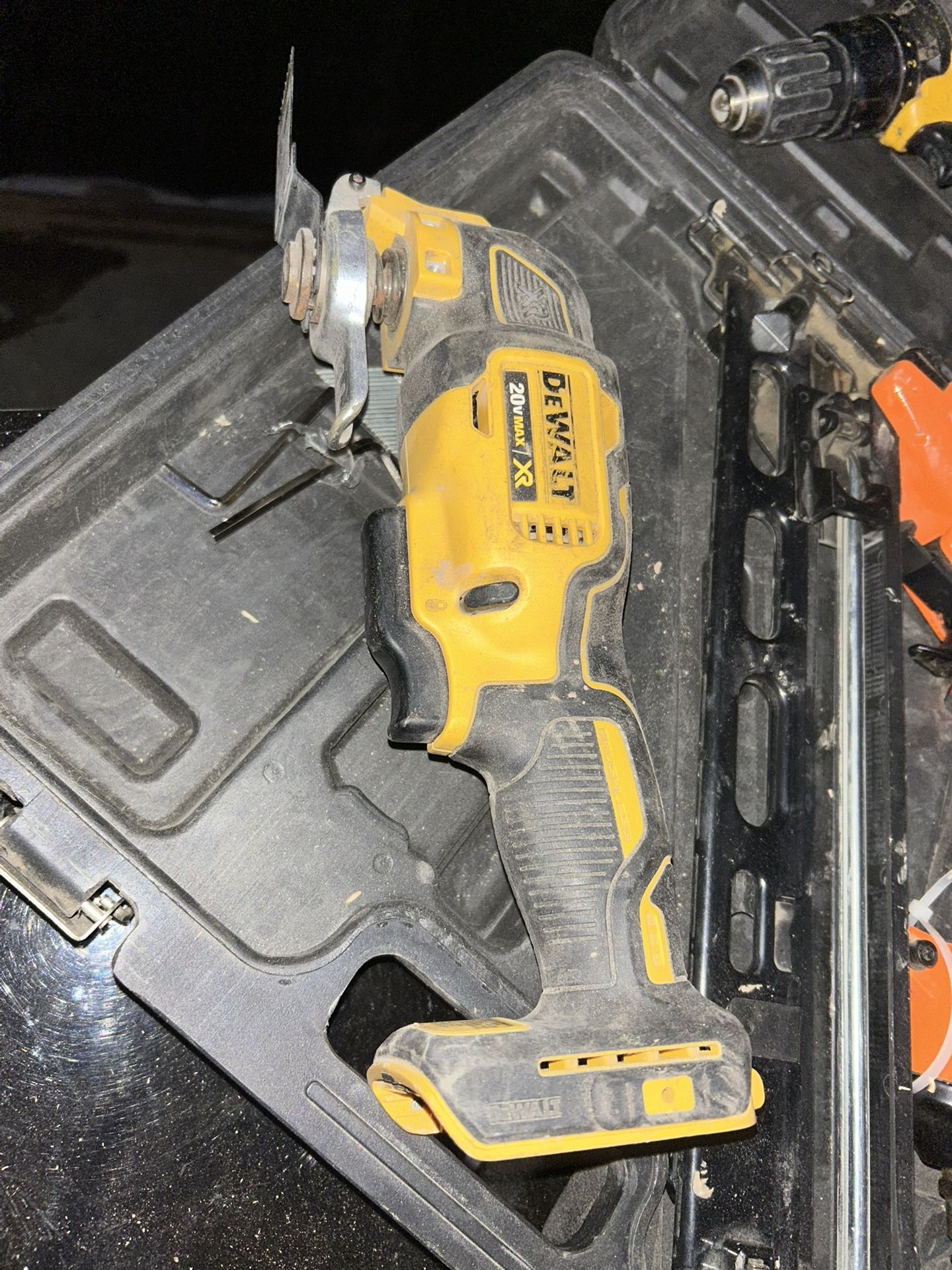Dewalt Multi Tool. 75$