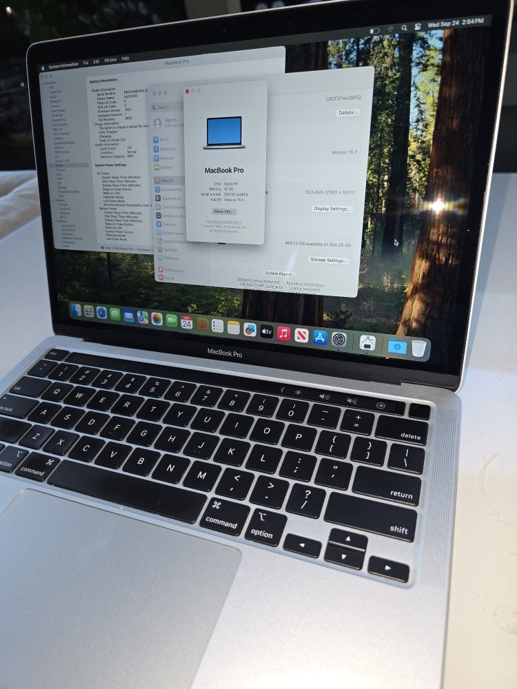 2020 MacBook Pro A2338,M1 ,16Gb,512Gb,13” LCD, AC Charger for Sale