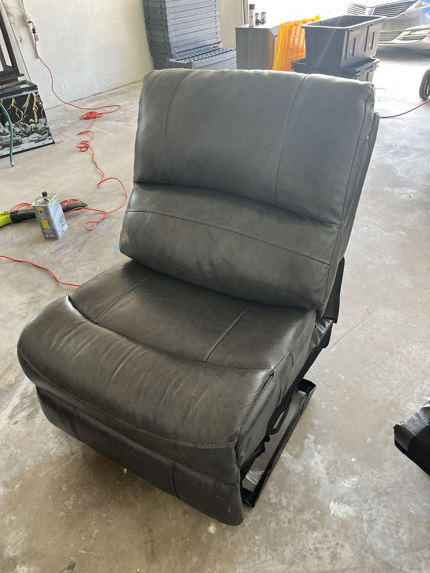 4 Motorized Leather Recliners