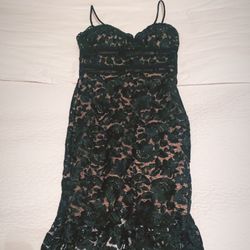 Woman’s Formal Dress From Macy’s Fishtail Cut Size Small 