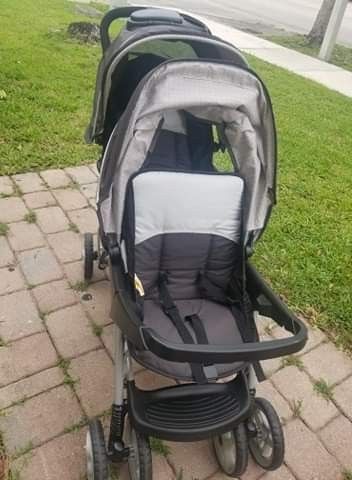 Twin Stroller black.