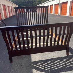 Solid Wood King Size Bed frame : Headboard, Footboard, Rails. Delivery Available For Extra Fee. Se Habla Español 