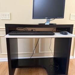 ★★★★★  Computer Desk with Keyboard / Mouse tray - $ 69