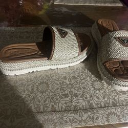 Women’s Wedge Style Shoes !!!! 