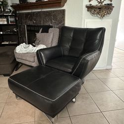 Black Leather Sofa Couch Seat + Ottoman
