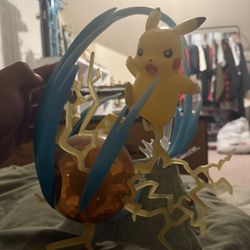 PIKACHU STATUE BATTERY POWERED