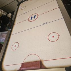 Air Hockey Table