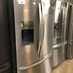 Whirlpool WRF767SDHZ 27 cu. ft. French Door Refrigerator  6