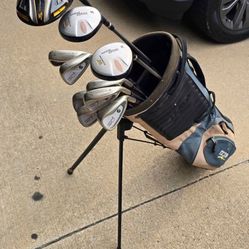 Golf clubs and bad