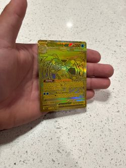 Mega Greninja EX Gold Holo Pokémon Card