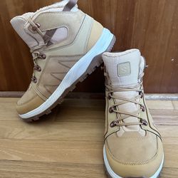 Salomon Outchill Thinsulate ClimaSalomon Waterproof Women’s Winter Hiking Boots - Size 9