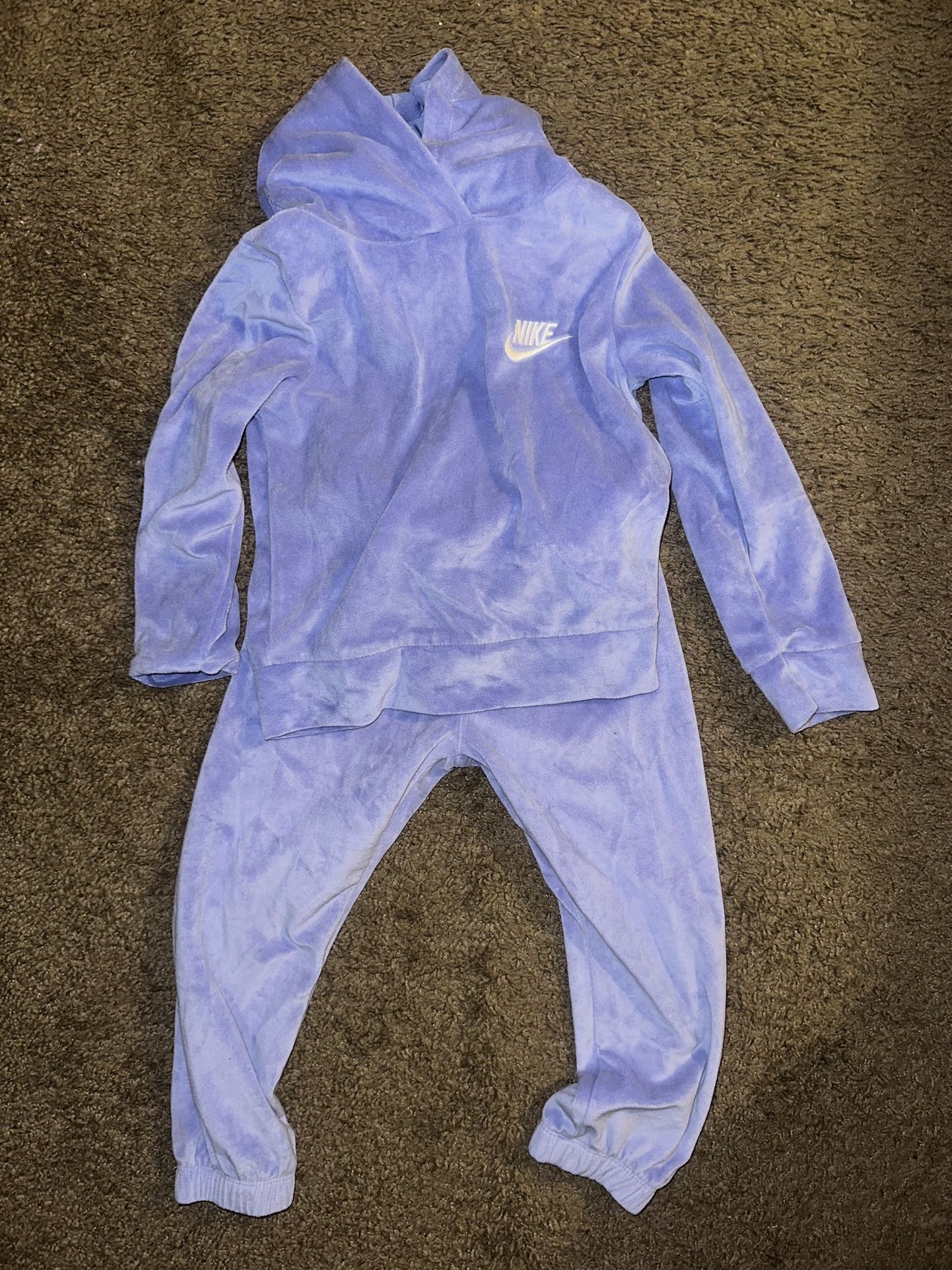 Lavender Nike Swweatsuit