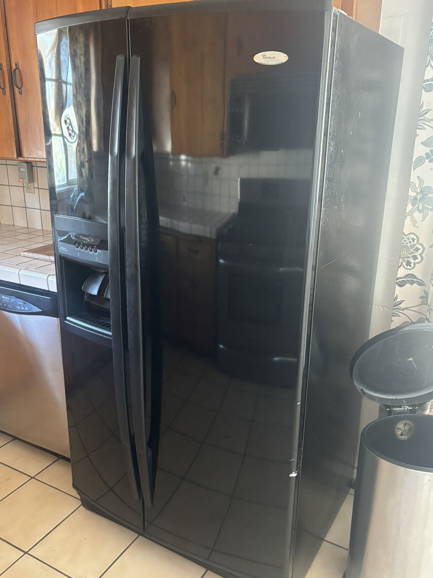 Whirlpool Gold Fridge