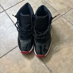 Jordan Bred 11s Size 11