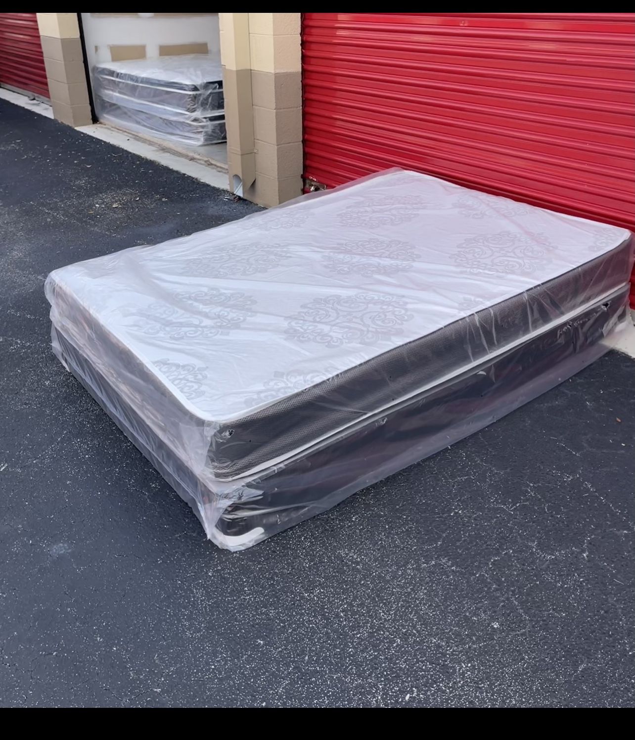 NEW Mattress Full Size With Box Spring // Offer 🚚