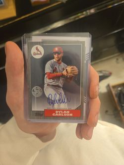 Dylan Carlson rookie auto