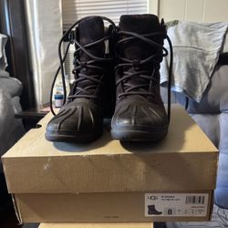 UGG W Azaria Boots - Size 8