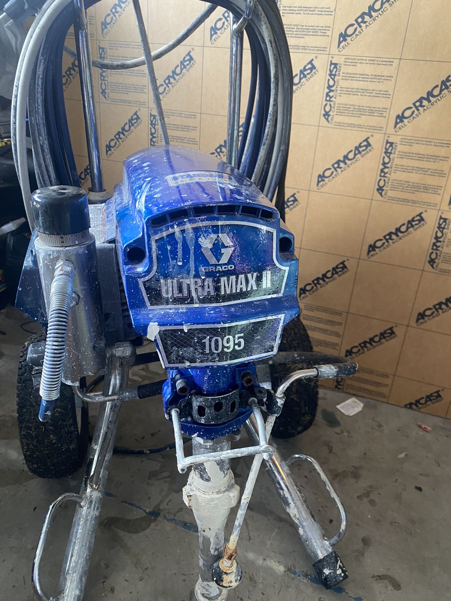 Used Graco Ultra Max II 1095 professional Airless Sprayer Paint ( $7000 +