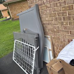 Baby Crib And Mattress 