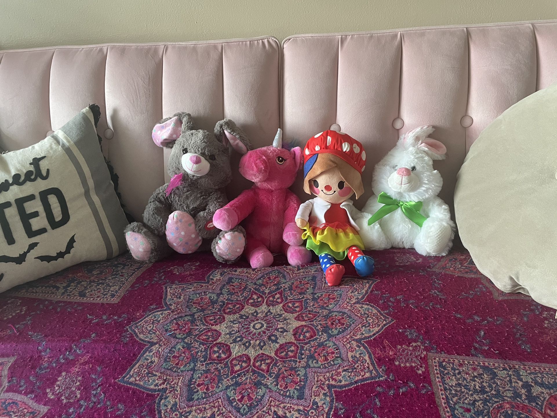 TOY LOT! LOL DOLLS, PAW PATROL, FROZEN, PIKACHU AND MORE
