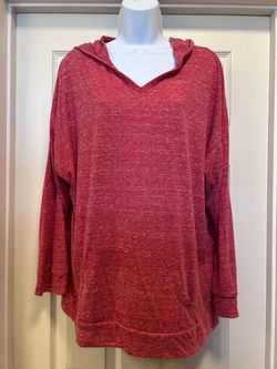 Derek Heart • Pullover Knit Hoodie