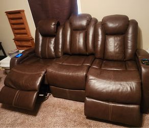 recliner sofa