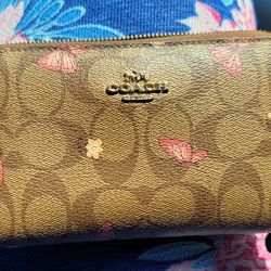 COACH WALLET $35