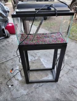 10-11 gal fish tank with extras