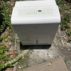 Dehumidifier
