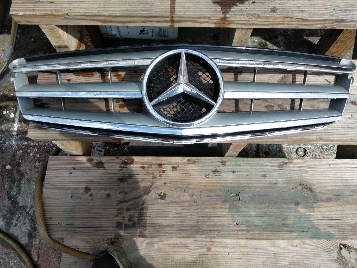 Mercedes Front Face And Bezel