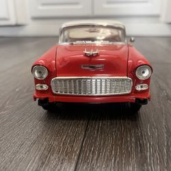 Diecast 1/18 Scale 1955 Chevrolet Bel Air Ertl American Muscle 