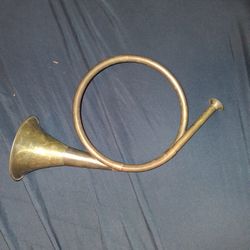 Round Brass hunting horn 